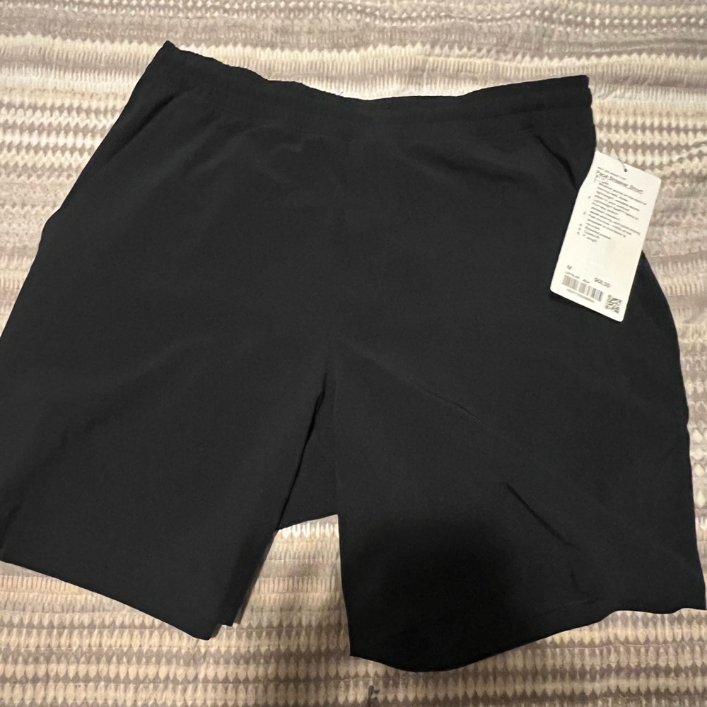 Lululemon Pacebreaker 7” LL Shorts